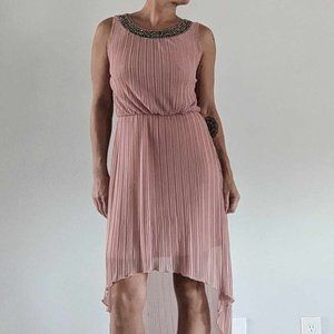 Forever 21 Dusty Rose Flowy Midi Dress. M